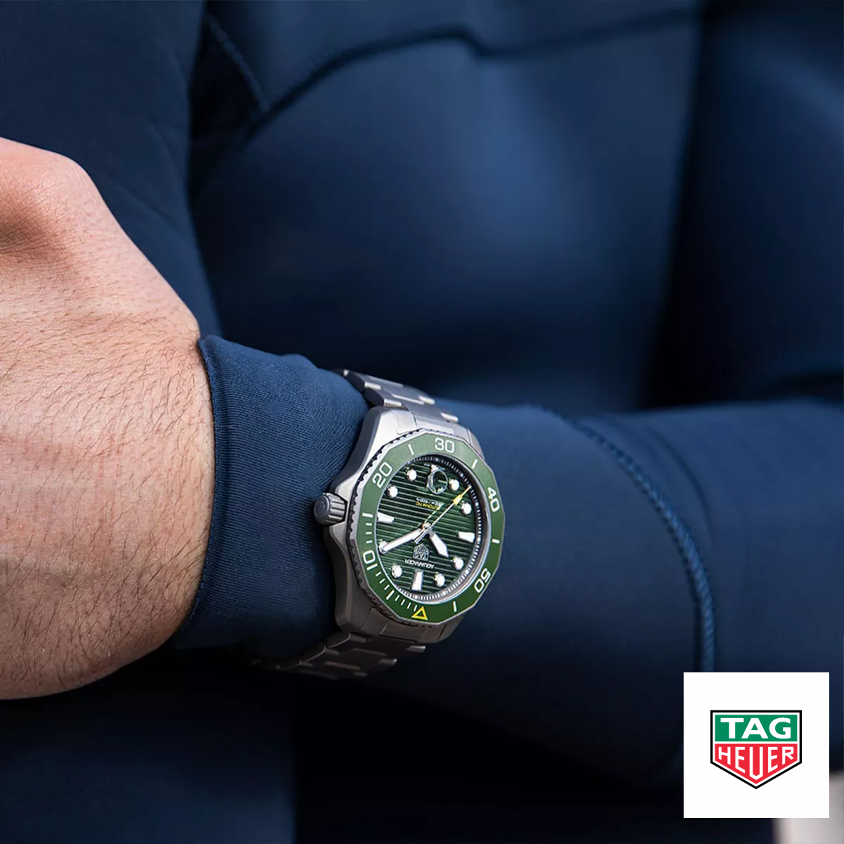 Tag Heuer Aquaracer WBP208B.BF0631 Professional 300 Watch 43